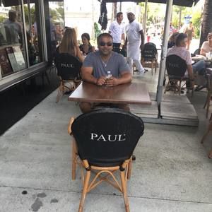 Meet your Posher, Ronald